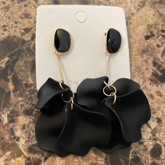 Black And Gold Petal Drop Earrings - Picture 7 of 10
